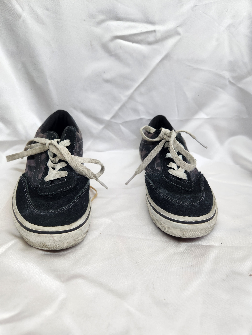 Vans Kids Black and White Low-Top Sneakers
